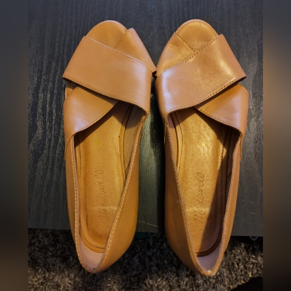 Madewell Tan Flats with V-Cut Detail